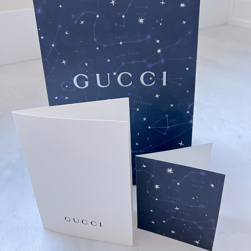Gucci shoppers/paper bag, with cards/bill paper cover, in mint condition. - Picture 2 of 7